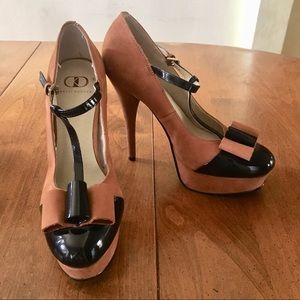 KELSI DAGGER Tildia Pumps